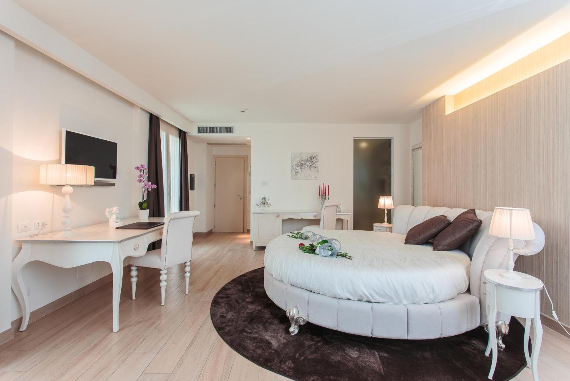 Princier Fine Resort & Spa Римини Екстериор снимка
