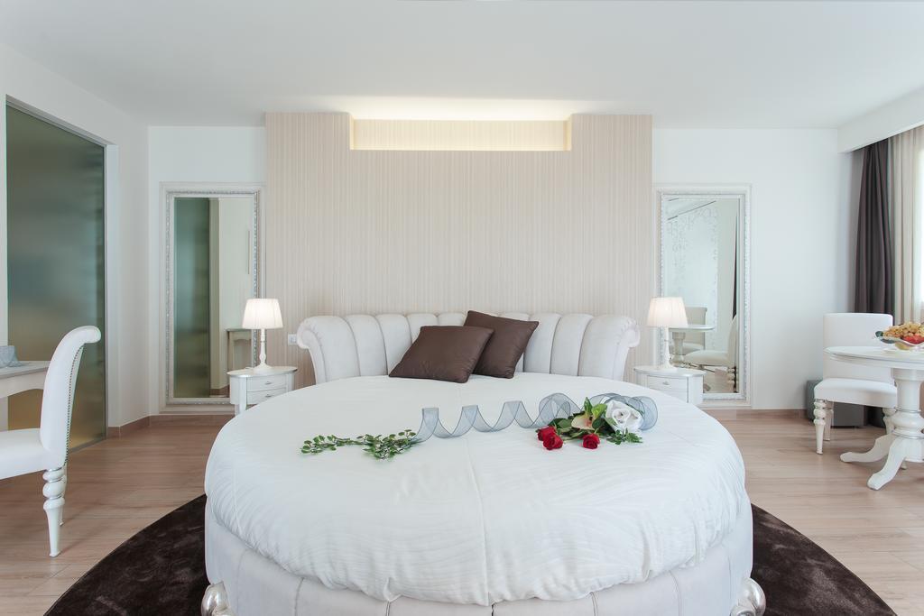Princier Fine Resort & Spa Римини Екстериор снимка